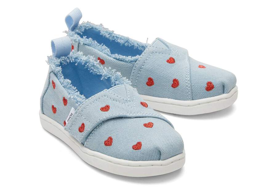 Toms Alpargata Υφάσματινες Βρεφικές Εσπαντρίγιες σε Γαλάζιο χρώμα με Κόκκινες καρδούλες